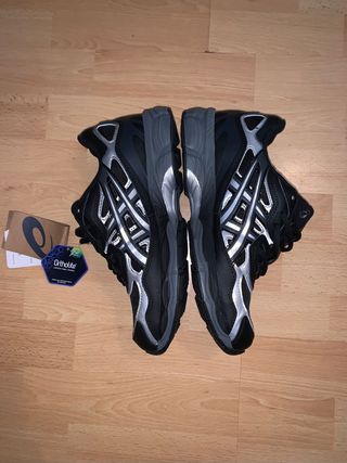 Bambas ASICS Negras Talla [42.5]