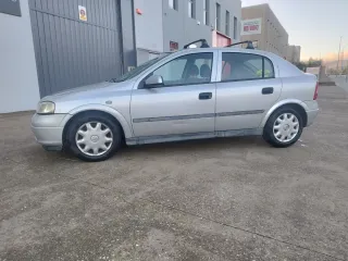 Opel Astra 2002