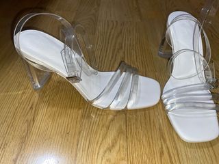 Zapatos tacón tiras transparentes talla 36
