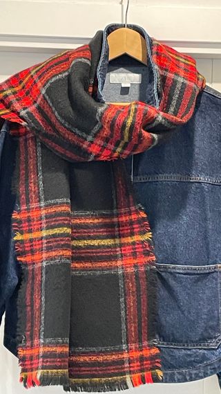 Bufanda Tartán Zara Negra y Roja