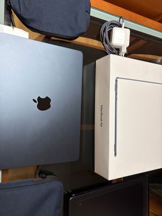 MacBook Air M3 Space Gray