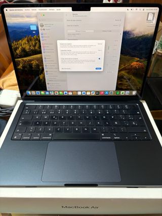 MacBook Air M3 Space Gray