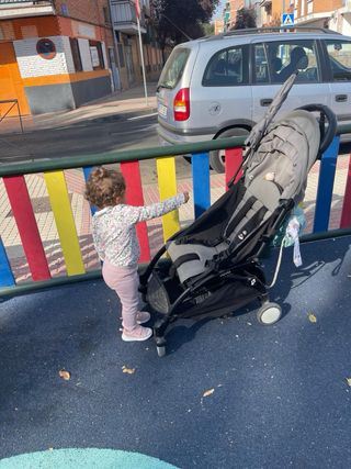Silla de paseo Babyzen YOYO² + capazo + accesorios