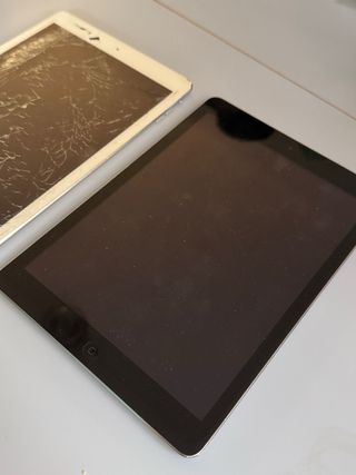 iPad Air 16 GB - Lotto 2 pezzi