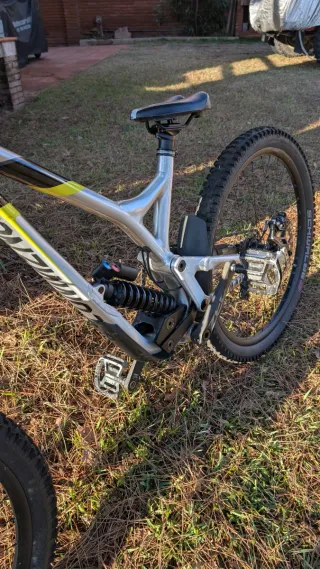 Commencal Supreme 4.2 DH Talla M