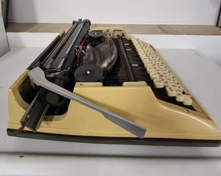 Máquina de escribir Capri vintage