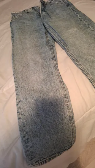 Vaqueros Zara desgastados