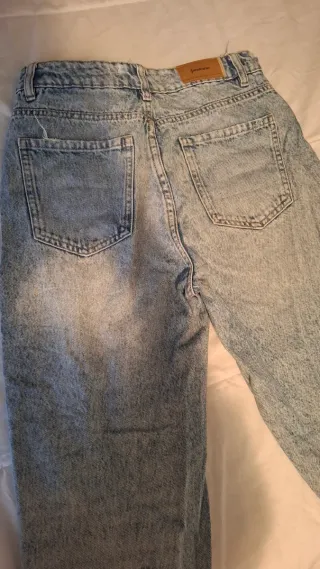 Vaqueros Zara desgastados