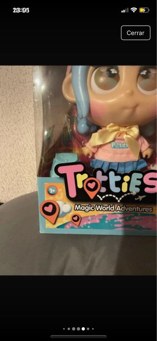 Muñeca Trotties Mia Magic World Adventures