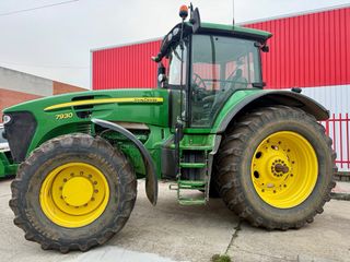 Tractor John Deere 7930