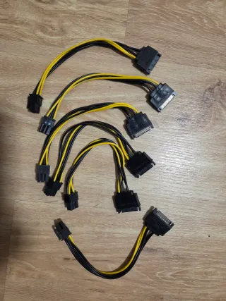 Adaptador SATA a 6 pines