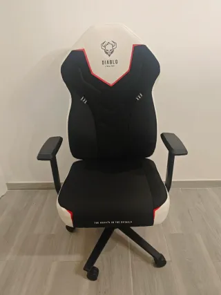 Silla Gaming Diablo X-Gamer Negra y Blanca