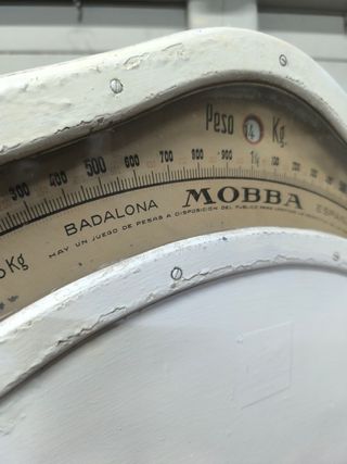 Báscula antigua Mobba España