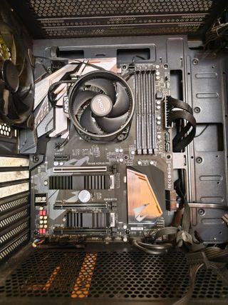 Placa Base Gigabyte B450 Aorus Pro full box