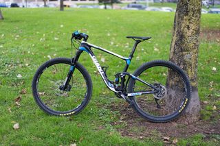 Giant Anthem Advance Carbono 27.5 Doble Suspensión