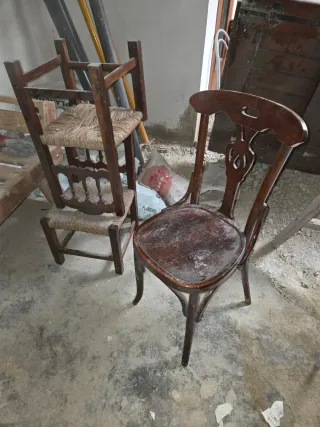 Sillas de madera antiguas