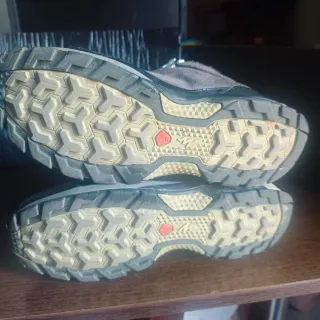 Botas de montaña y trekking -Quechua 500 Talla 43