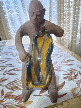 Figura artesanal hecha a mano 1976