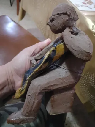 Figura artesanal hecha a mano 1976