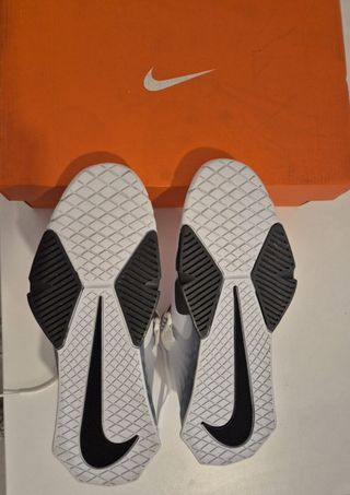 Zapatillas Nike Savaleos Talla 38.5