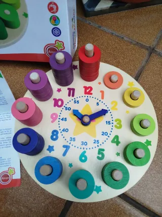 Juguete Montessori Reloj Madera Apilable