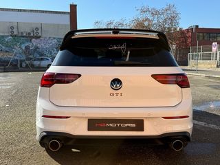 Volkswagen Golf 2024