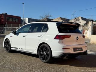 Volkswagen Golf 2024