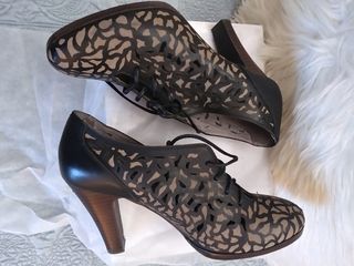 Zapatos Adolfo Domínguez Tacón