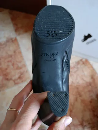 Botines de piel negros Talla 38