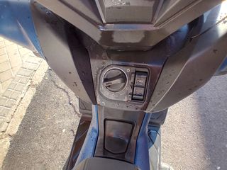 Honda Forza 125 Azul