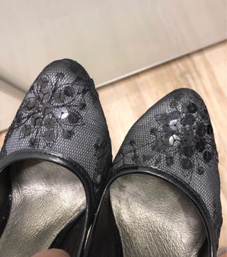 Decolletè nere con paillettess e pizzo comode