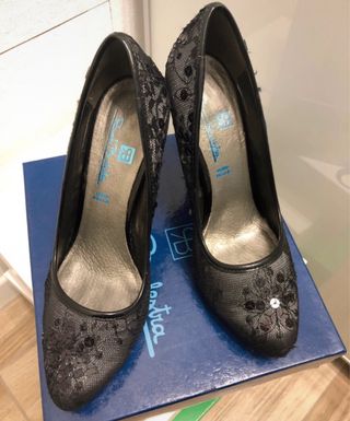 Decolletè nere con paillettess e pizzo comode