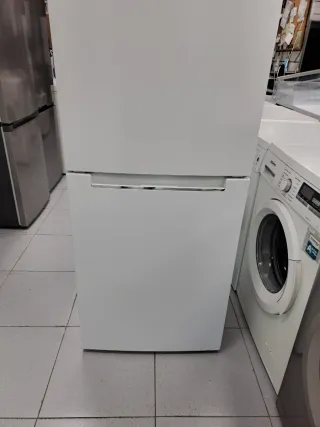 ◇Nevera daewoo 185.centímetros◇