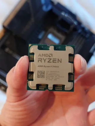 Ryzen 9 7950X 5.7Ghz 16 núcleos 32 hilos