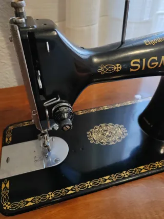 Máquina de coser antigua Sigma