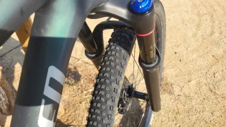 Bicicleta carbono BTT Specialized