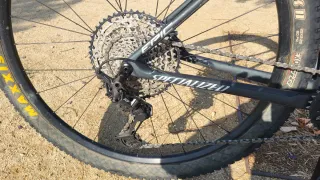 Bicicleta carbono BTT Specialized