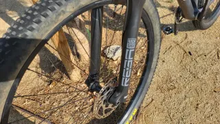 Bicicleta carbono BTT Specialized