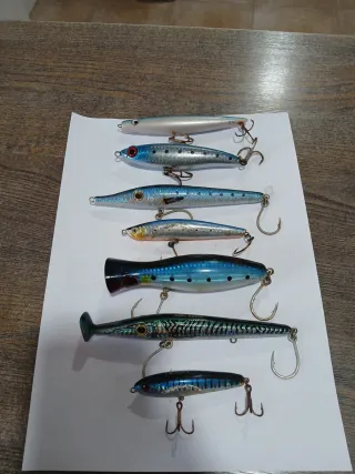 Popper, stickbaits y paseantes pesados.Lote.