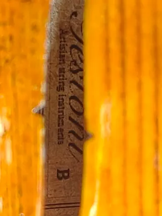 Violín 4/4 con funda y arco