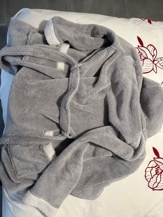 Bata Oysho Gris Talla M