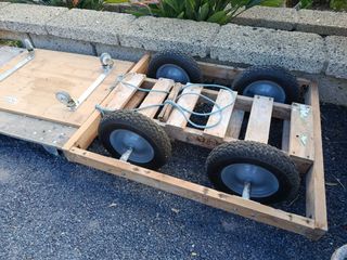 Carretilla y plataforma con ruedas