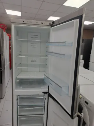 ◇Nevera Bosch 185.centímetros◇