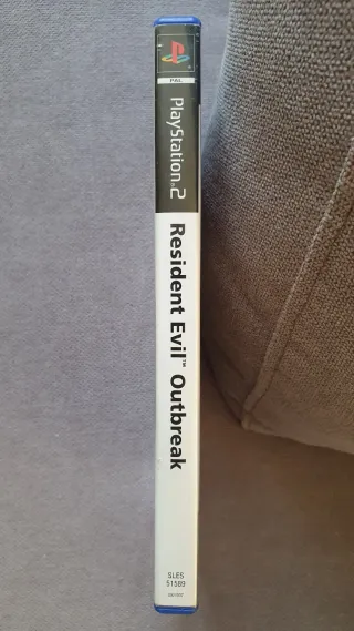 Resident Evil Outbreak PS2 U.K