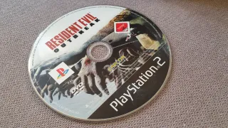 Resident Evil Outbreak PS2 U.K