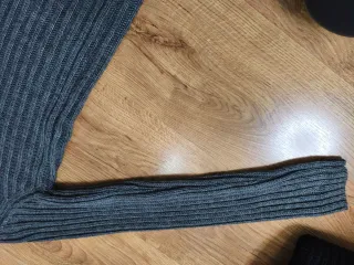 Jersey cuello alto mujer gris