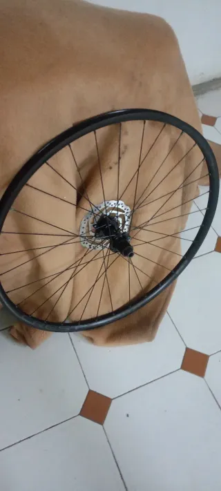 Ruedas Stan's Crest Mk4