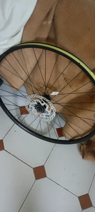 Ruedas Stan's Crest Mk4