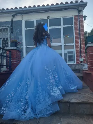 Vestido de 15 años azul