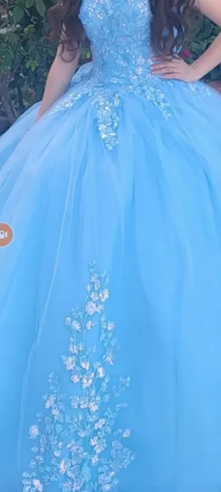Vestido de 15 años azul